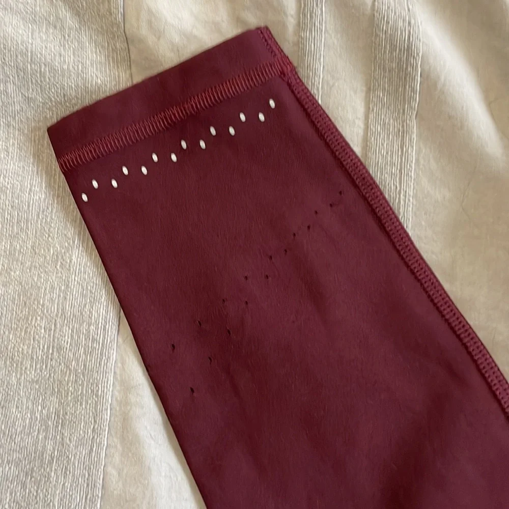 Lululemon Zoned In Tight - Picture 2 of 6